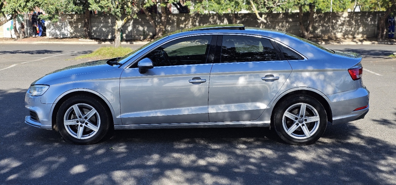 2017 Audi A3 2.0 TDI S-Tronic Sedan thumbnail 7