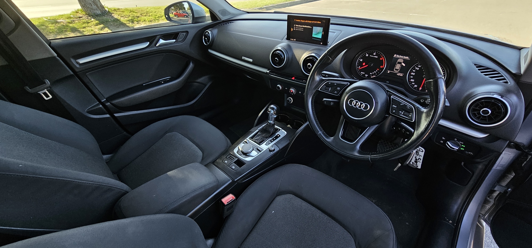 2017 Audi A3 2.0 TDI S-Tronic Sedan thumbnail 10