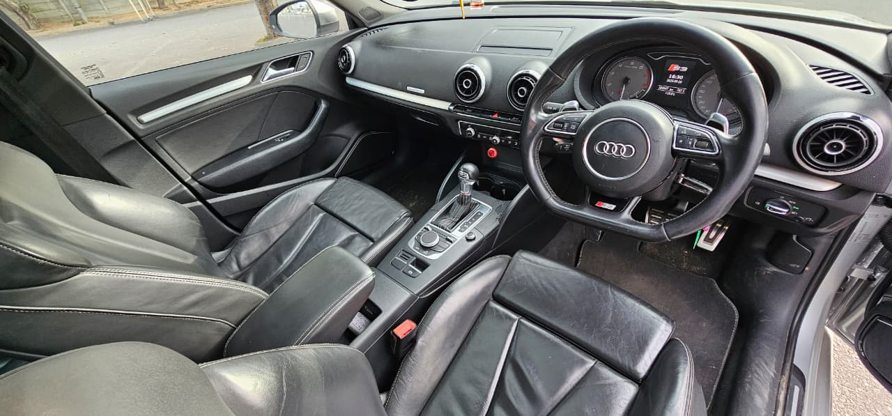 2014 Audi S3 S Tronic Sportback Quattro thumbnail 9