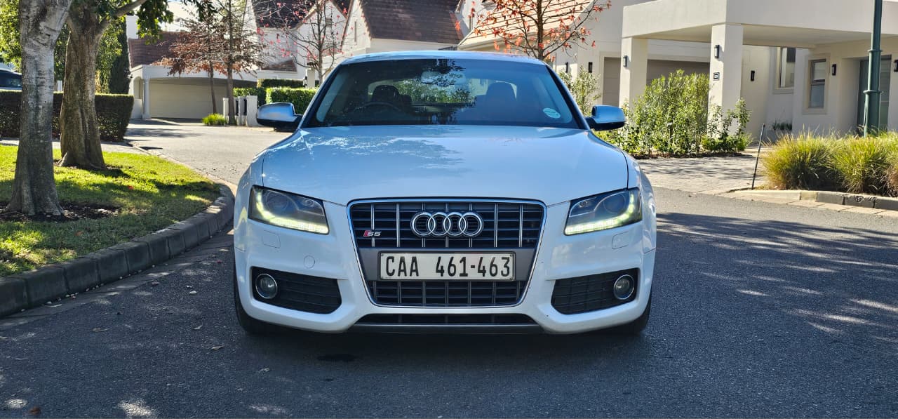 2010 Audi S5 4.2 FSI V8 Coupe Manual  thumbnail 3