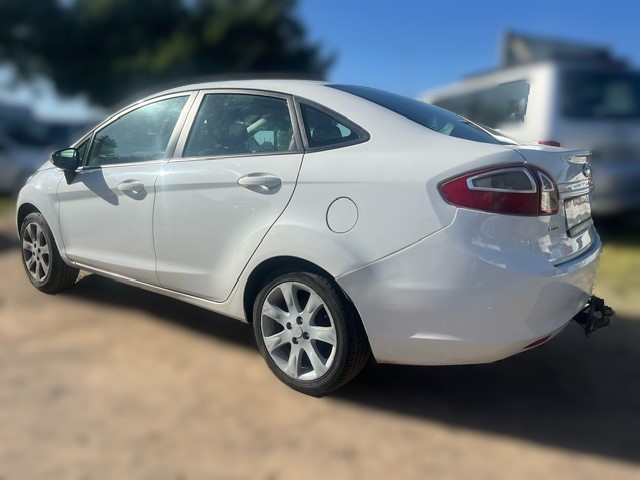 2012 Ford Fiesta Sedan 1.6TDCi Ambiente thumbnail 3