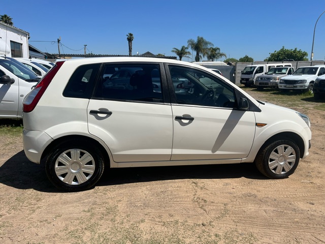 2016 Ford Figo 1.4TDCi thumbnail 6