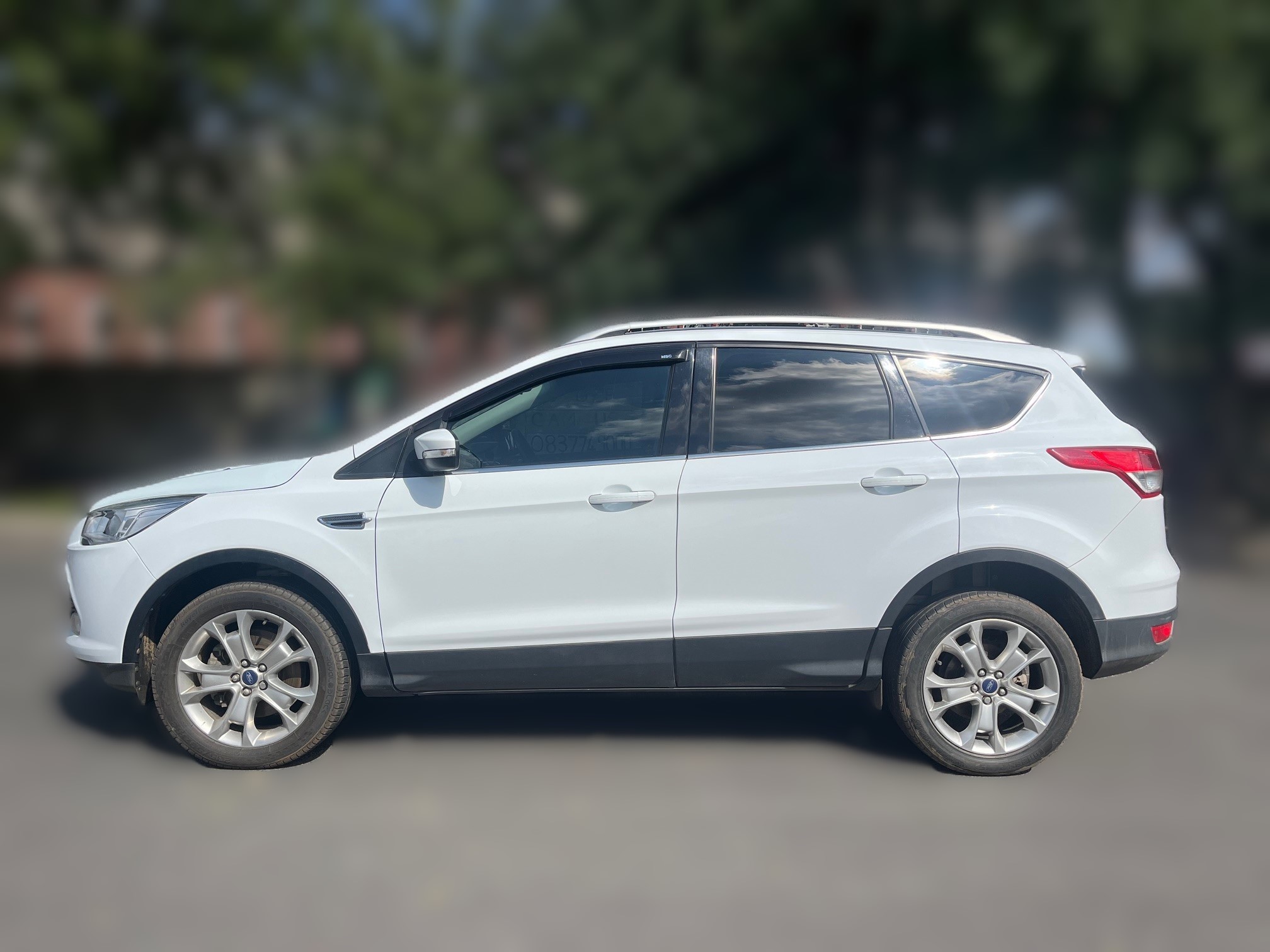 2014 Ford Kuga 2.0TDCi Titanium PowerShift AWD thumbnail 2