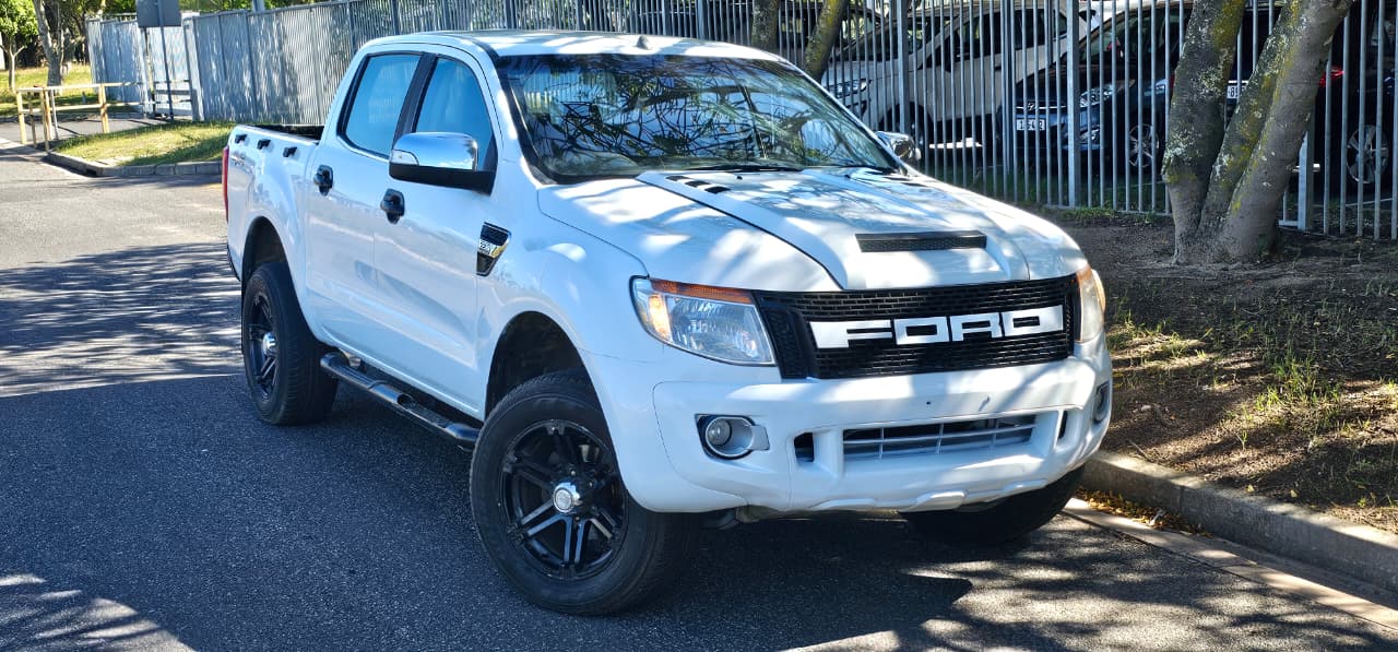 2015 Ford Ranger 3.2TDCi XLT 4x4 Double Cab thumbnail 6