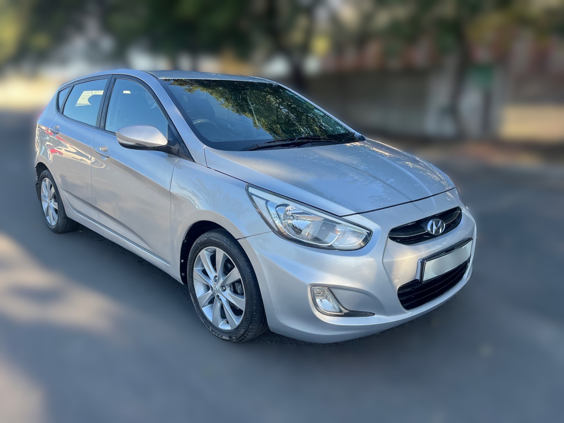 2016 Hyundai Accent 1.6i Fluid auto thumbnail 7