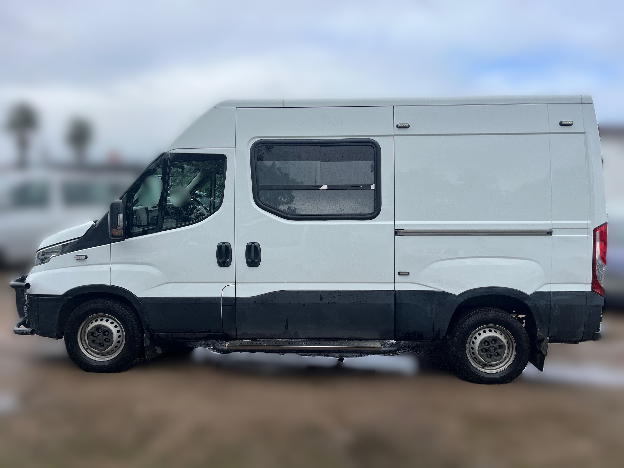 2020 Iveco Daily 35-170 - AUTOMATIC!! thumbnail 2