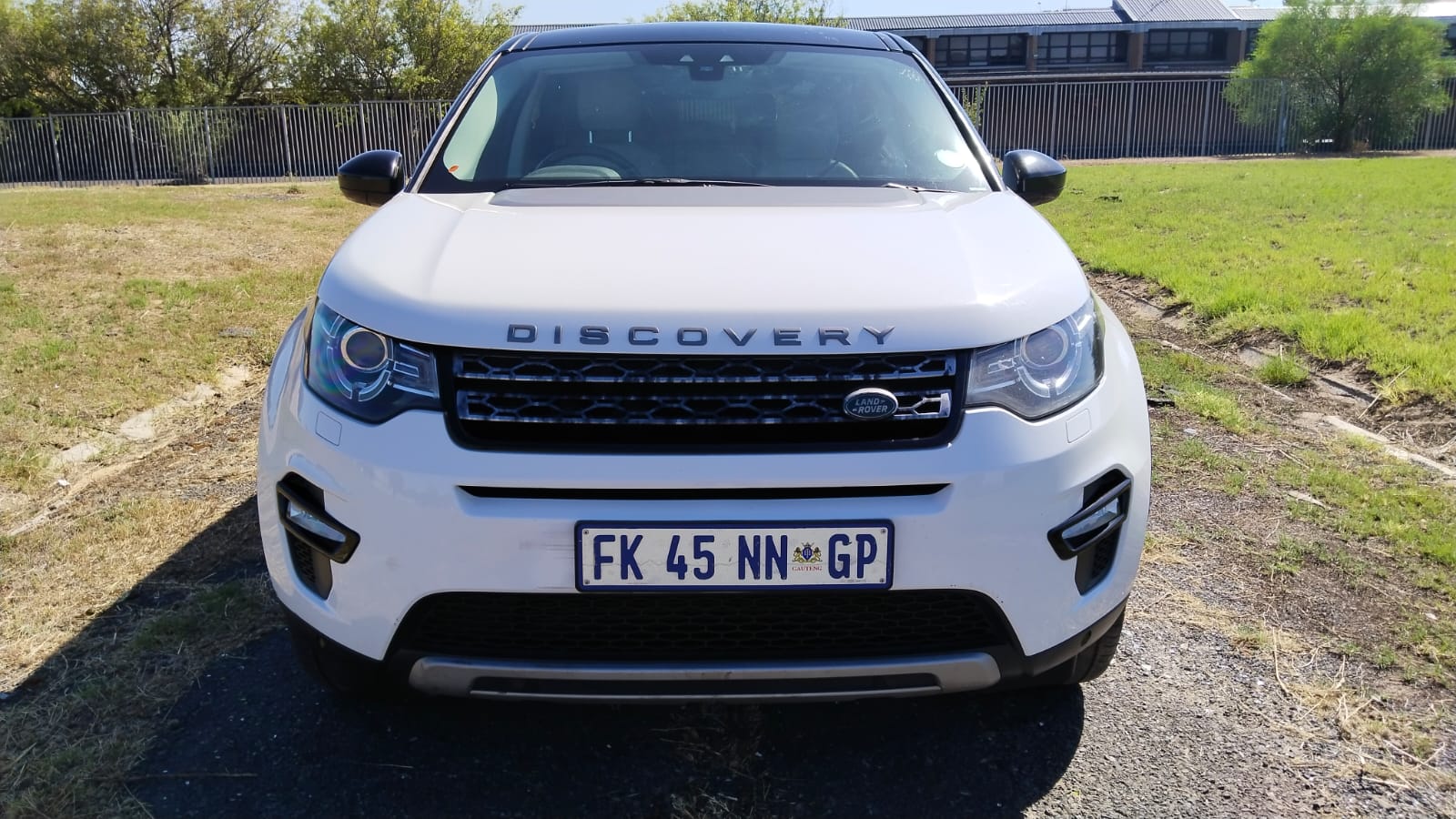 2016 Land Rover Discovery Sport 2.0 Si4 HSE thumbnail 3
