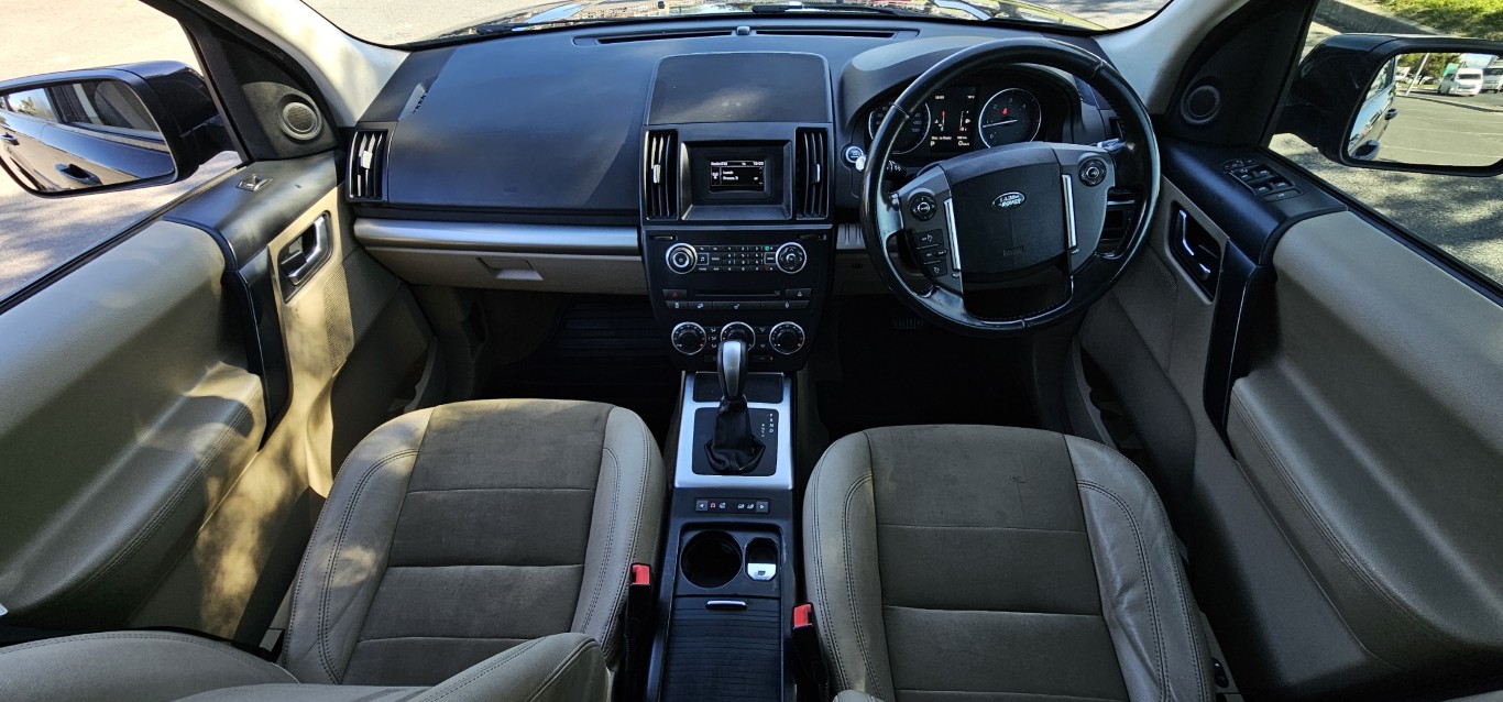 2015 Land Rover Freelander 2 2.2 SD4 XS thumbnail 9
