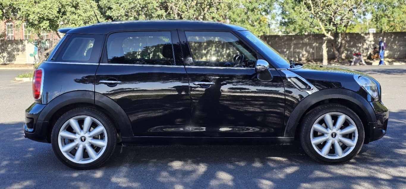 2014 Mini Cooper S Countryman Auto thumbnail 6