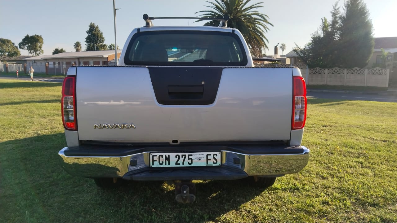 2011 Nissan  Navara 2.5 DCi 4X4 Double Cab thumbnail 6