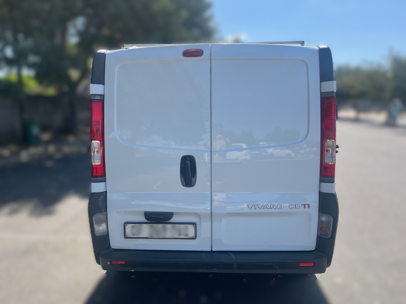 2014 Opel Vivaro 1.9 TDCi (Full Service History) thumbnail 5