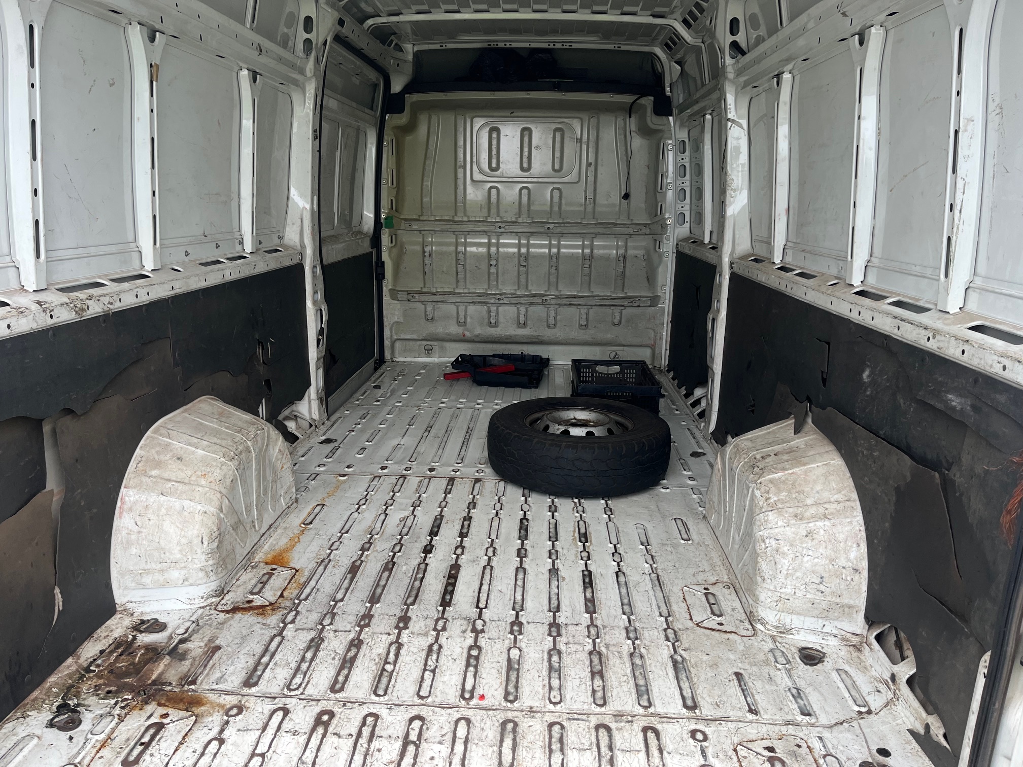2016 Peugeot Boxer ELWB thumbnail 10