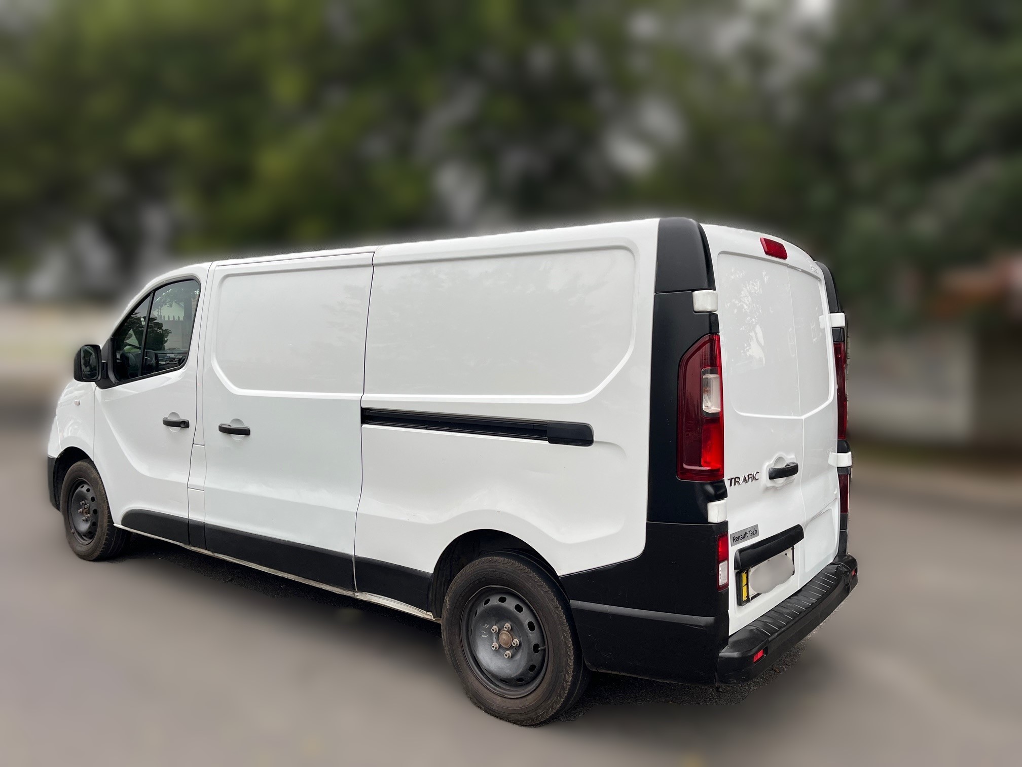 2021 Renault Trafic Panel Van thumbnail 3