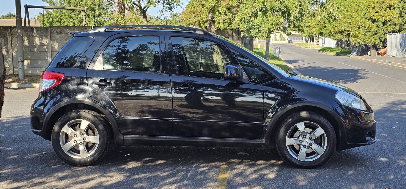 2012 Suzuki SX4 2.0 Jock Edition thumbnail 6