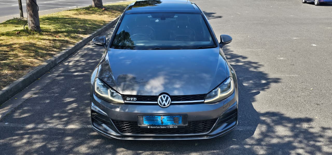 2017 Volkswagen  Golf GTD  thumbnail 2