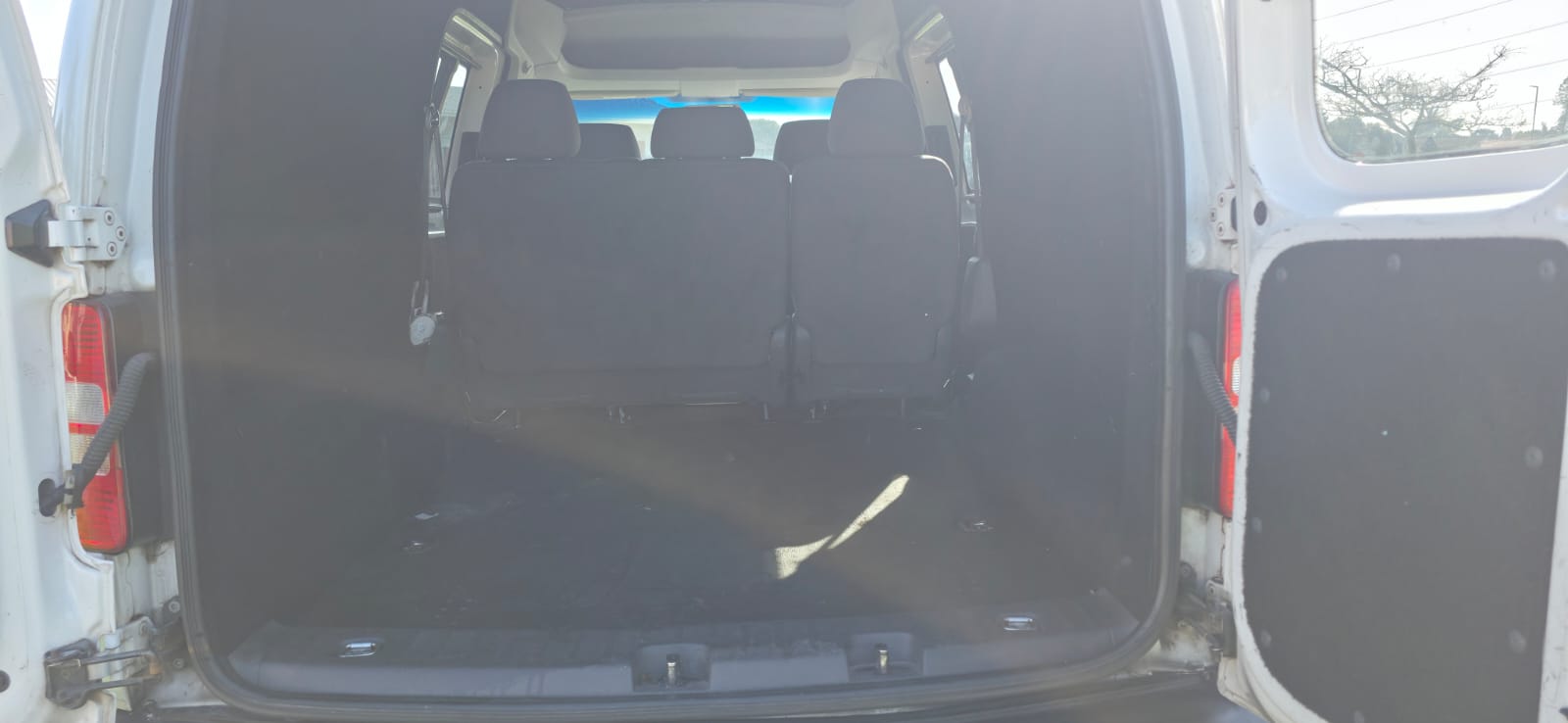 2015 Volkswagen Caddy Maxi Crew Cab 2.0 TDI thumbnail 7