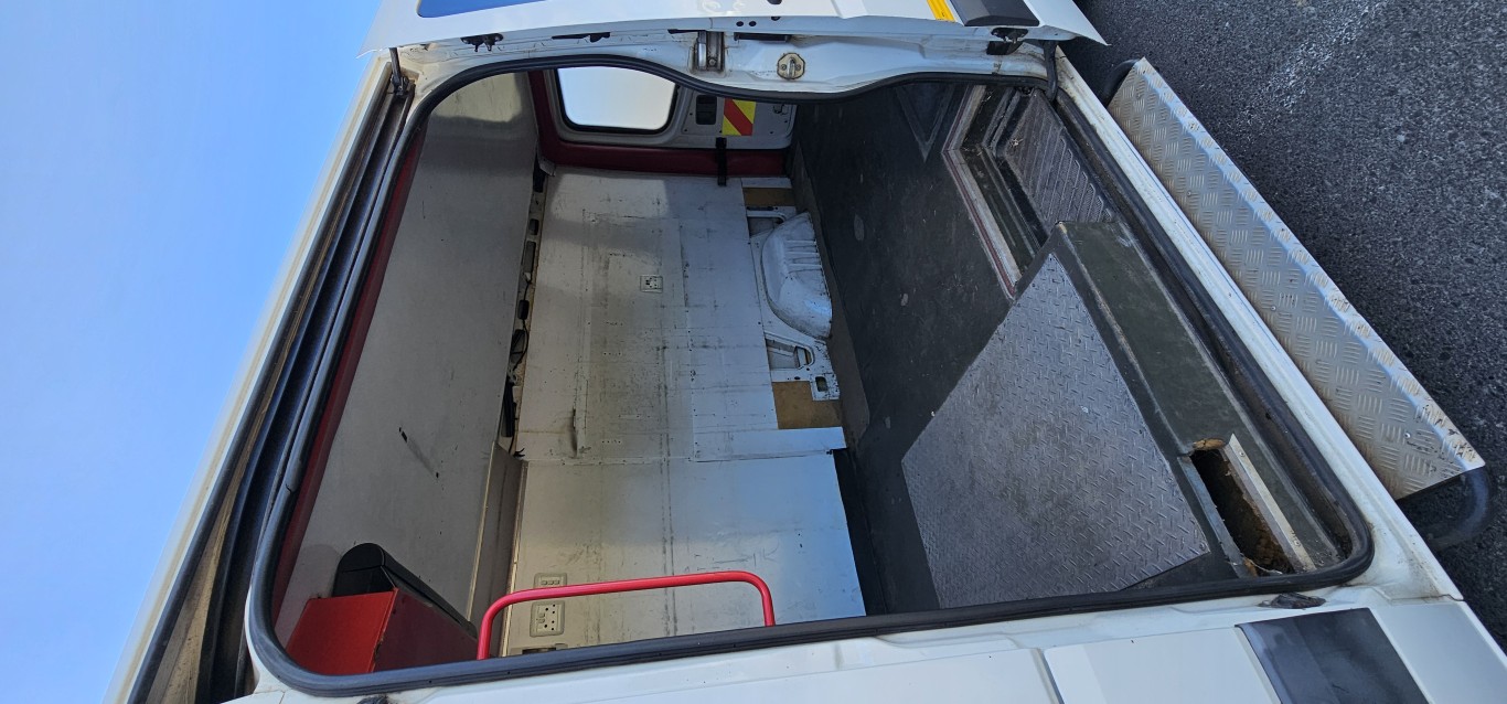2015 Volkswagen Crafter 35 2.0 TDI Low Roof thumbnail 9