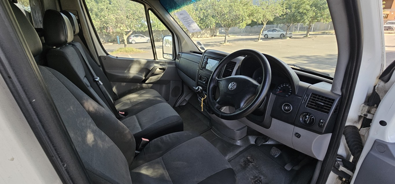 2015 Volkswagen Crafter 35 2.0 TDI Low Roof thumbnail 13