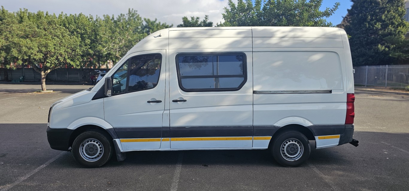 2015 Volkswagen Crafter LT35 2.0 TDI High Roof thumbnail 3