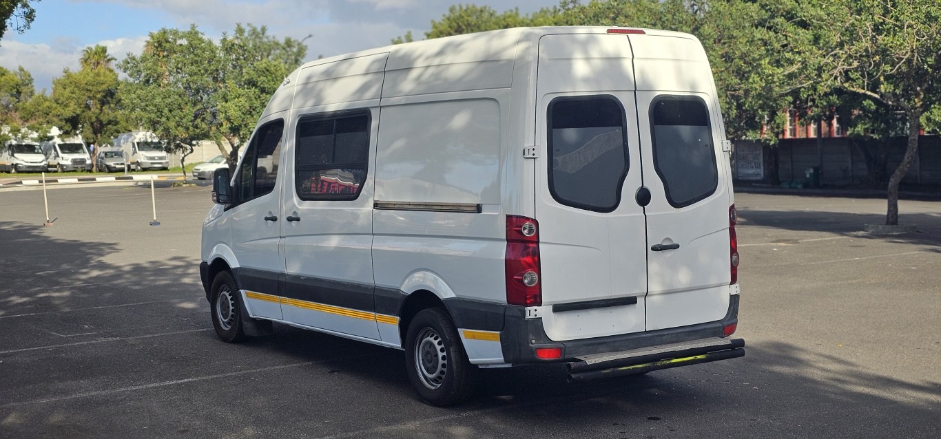 2015 Volkswagen Crafter LT35 2.0 TDI High Roof thumbnail 4
