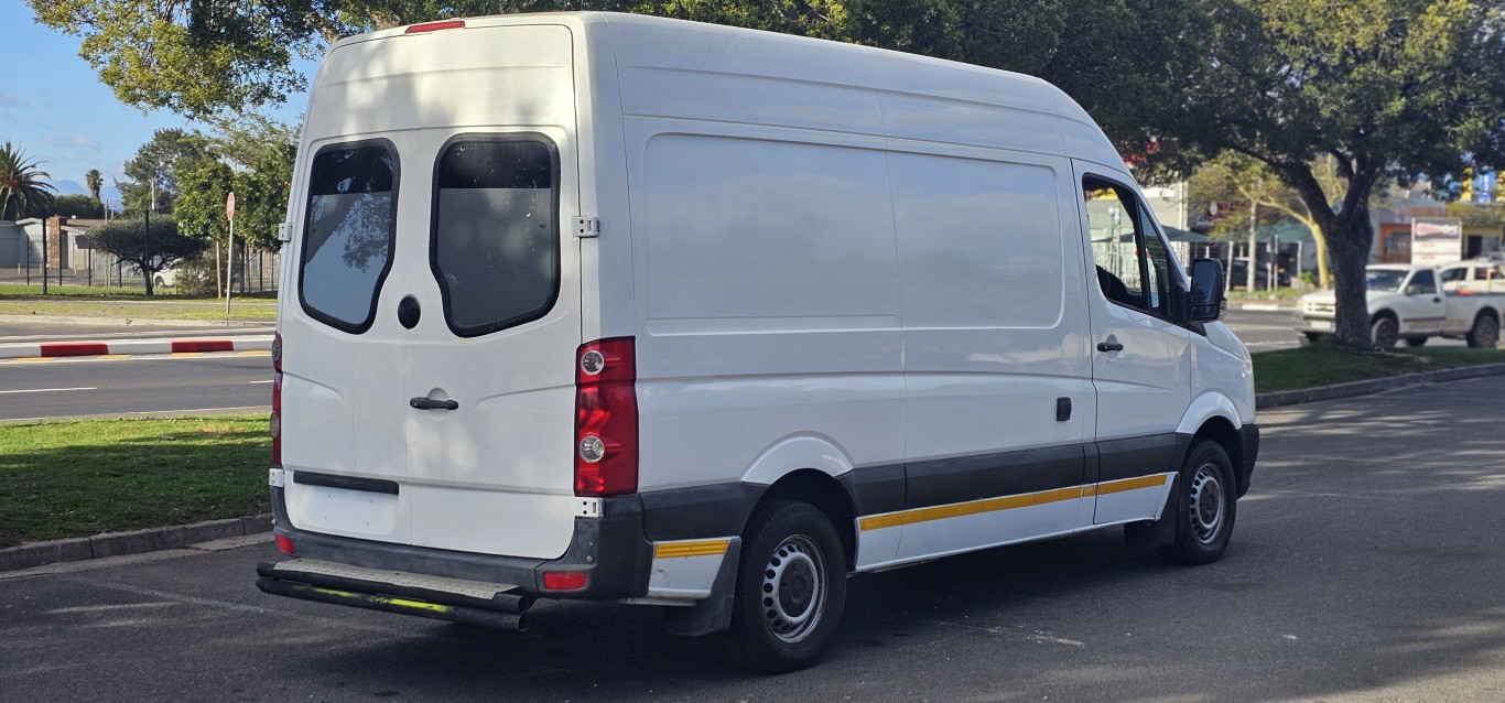 2015 Volkswagen Crafter LT35 2.0 TDI High Roof thumbnail 6