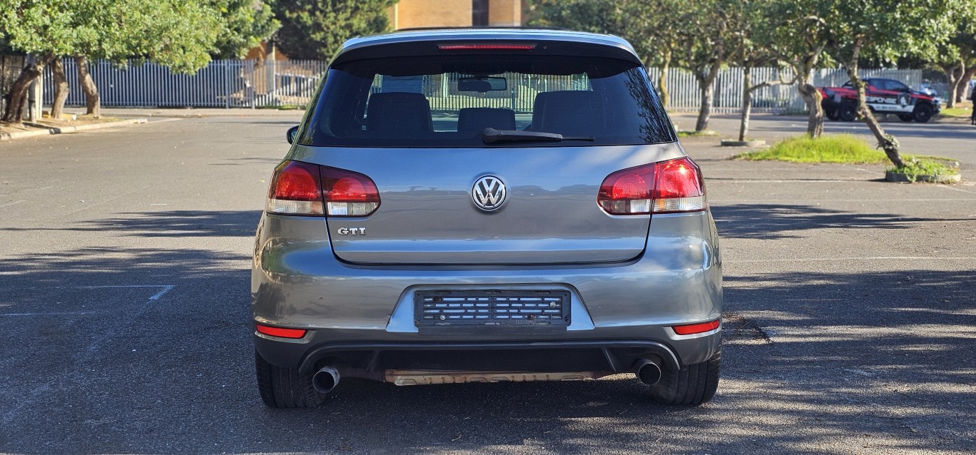 2012 Volkswagen Golf 6 GTI DSG thumbnail 4