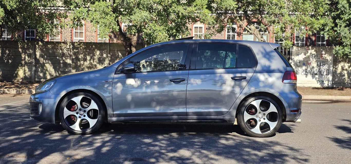 2012 Volkswagen Golf 6 GTI DSG thumbnail 7
