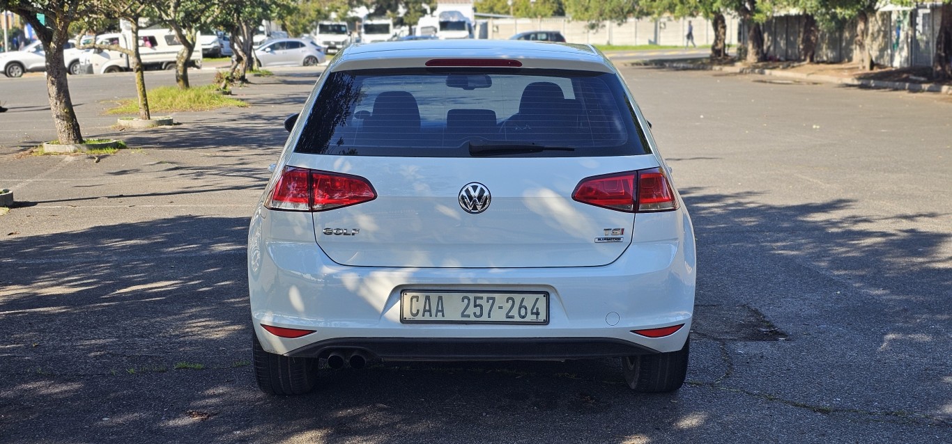 2016 Volkswagen Golf 7 1.4 TSI Comfortline thumbnail 4