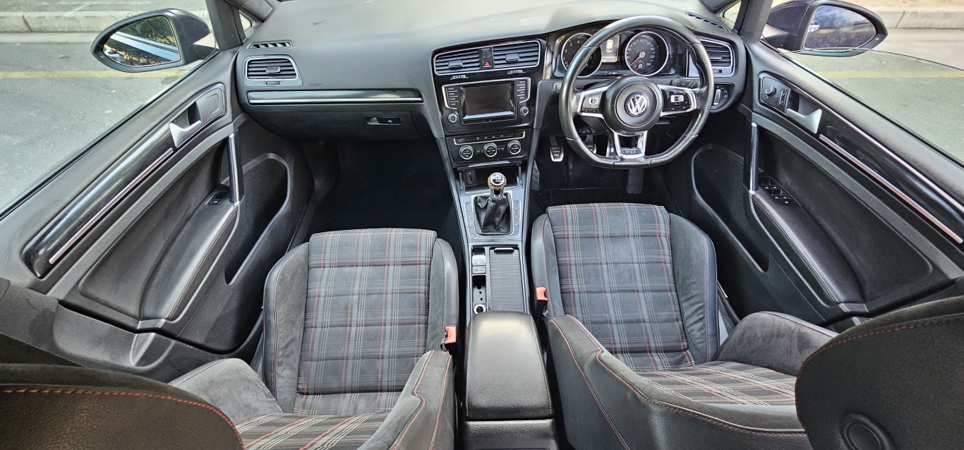 2015 Volkswagen Golf 7 GTI  thumbnail 9