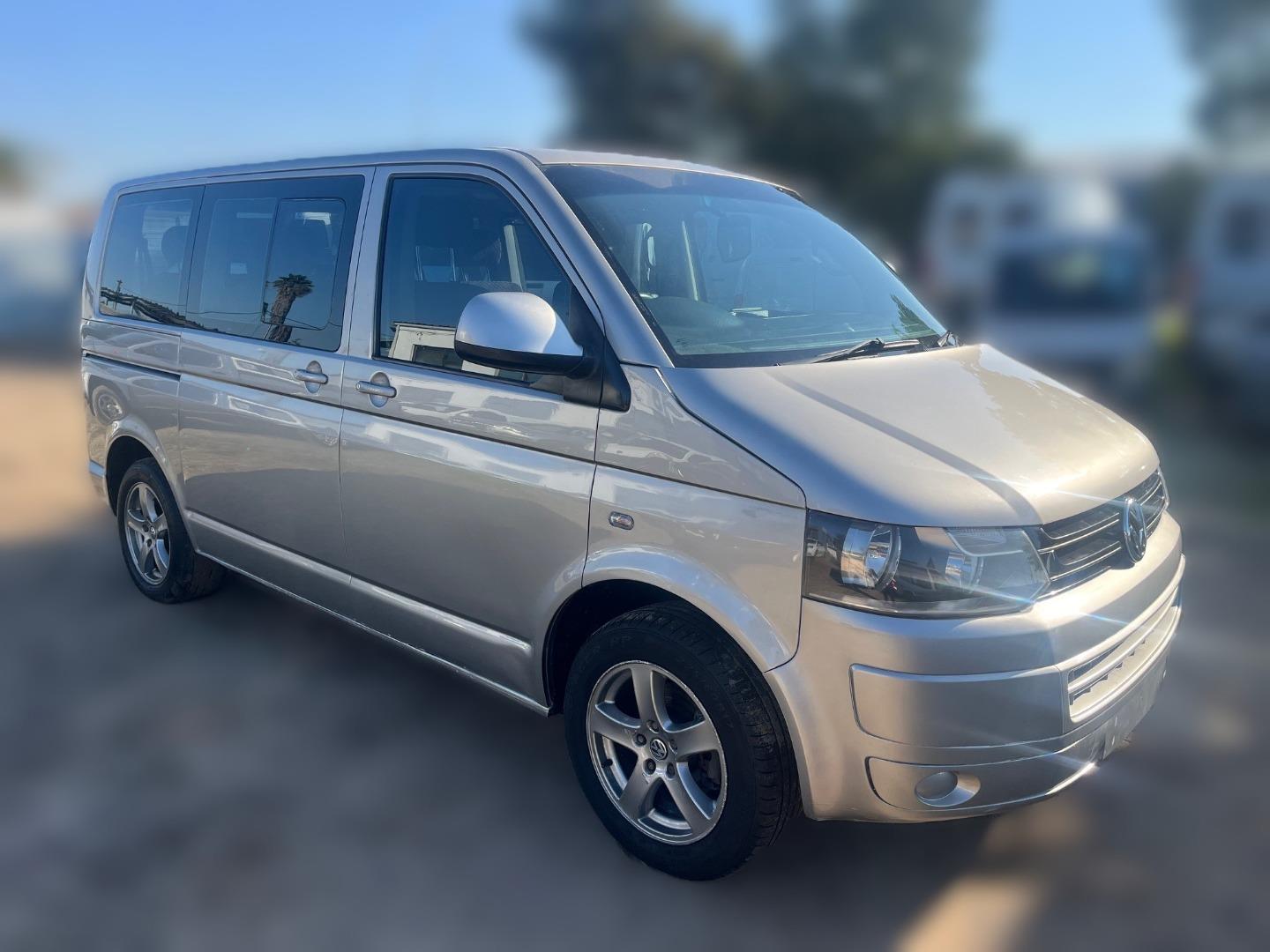 2010 Volkswagen Kombi 2.0 TDI thumbnail 7