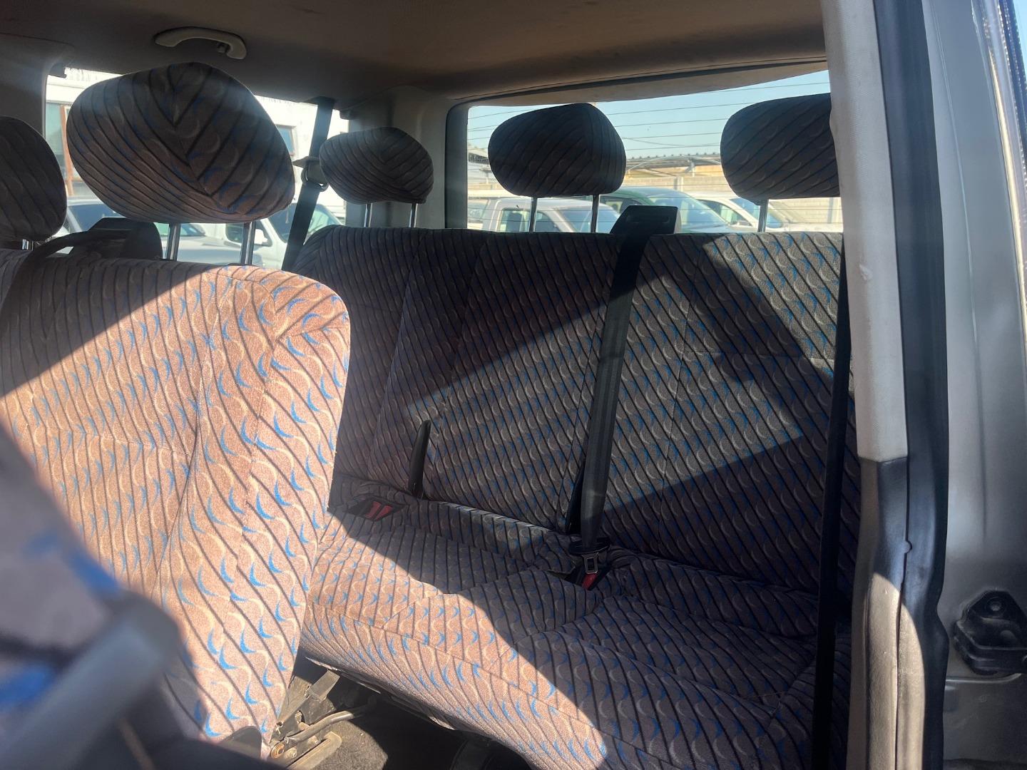 2010 Volkswagen Kombi 2.0 TDI thumbnail 10