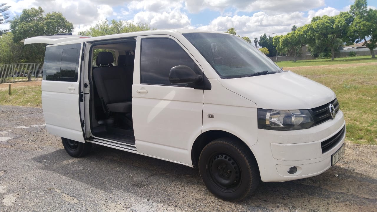 2015 Volkswagen Kombi 2.0 TDI thumbnail 2