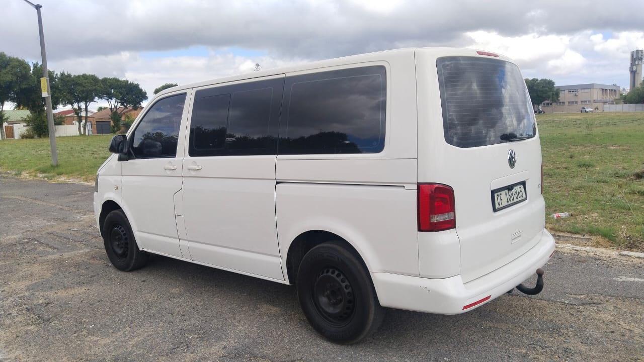 2015 Volkswagen Kombi 2.0 TDI thumbnail 5