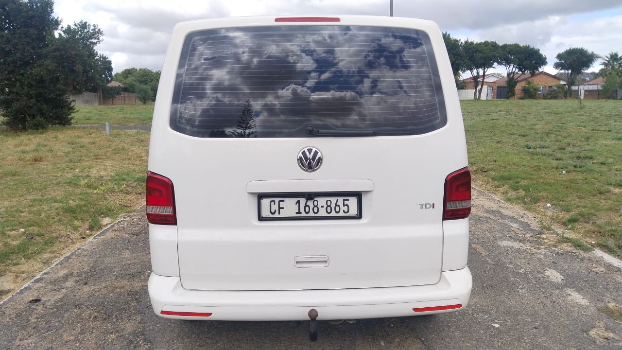 2015 Volkswagen Kombi 2.0 TDI thumbnail 6