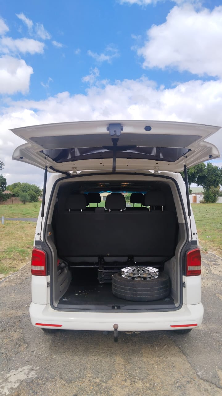 2015 Volkswagen Kombi 2.0 TDI thumbnail 7