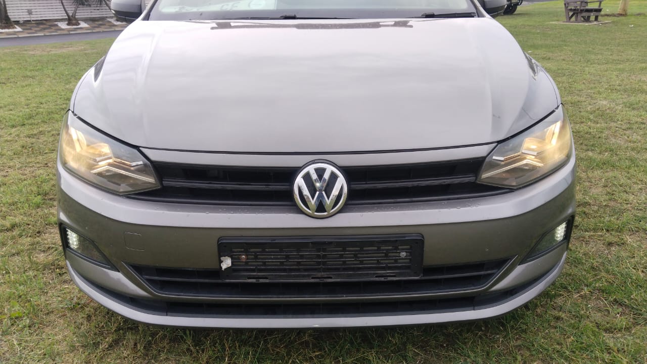 2019 Volkswagen Polo 1.0 TSI Trendline thumbnail 3
