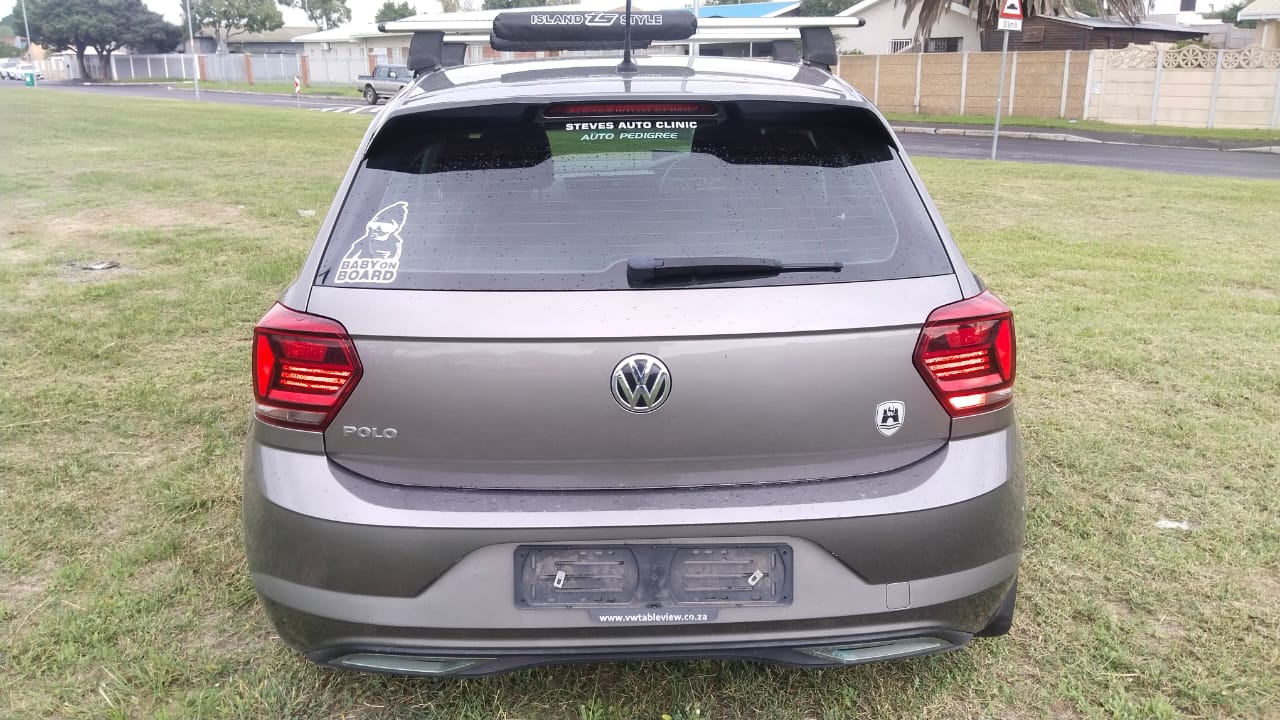 2019 Volkswagen Polo 1.0 TSI Trendline thumbnail 5