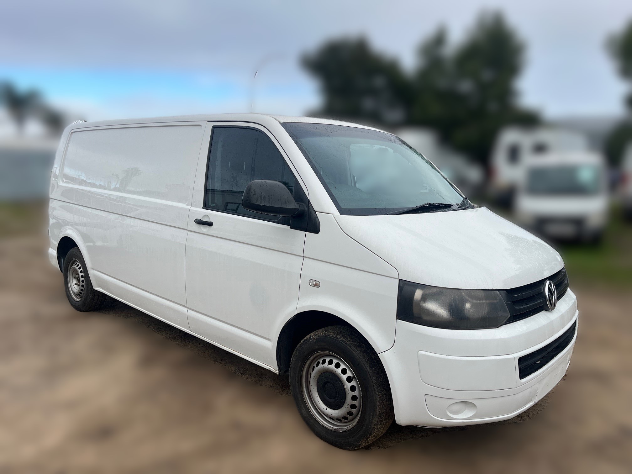 2012 Volkswagen Transporter thumbnail 7