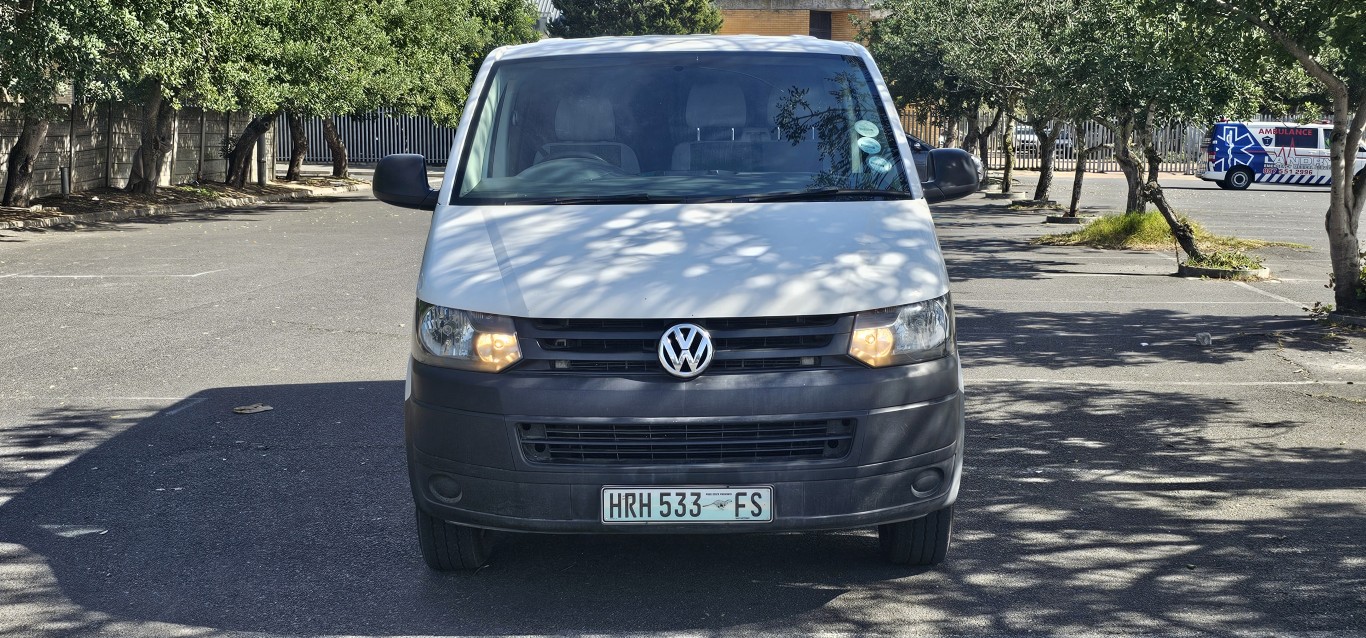 2014 Volkswagen Transporter T5 2.0 TDI Panel Van thumbnail 2