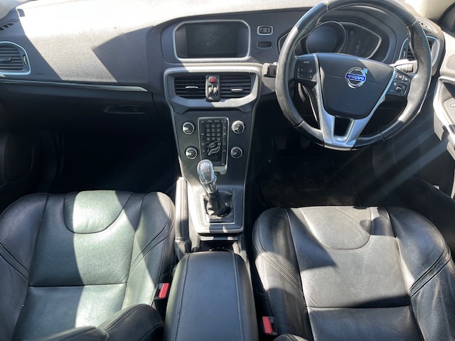 2014 Volvo V40 T3 Excel thumbnail 9