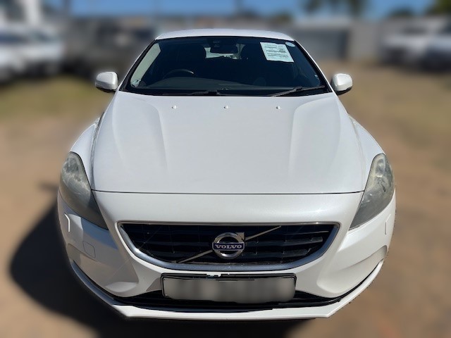 2014 Volvo V40 T3 Excel thumbnail 8